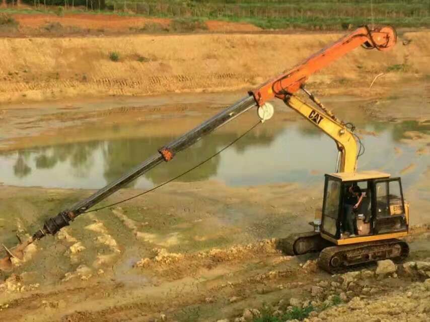 長臂挖掘機(jī)廠家、挖機(jī)加長臂廠家、加長臂挖機(jī)