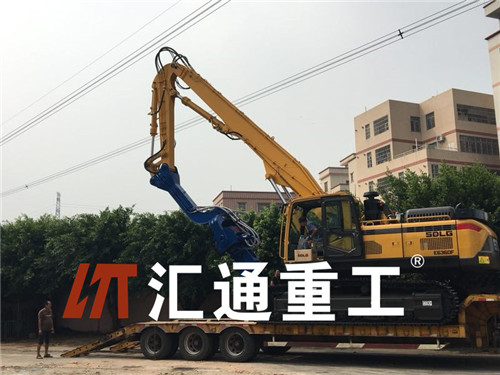 挖掘機(jī)打樁臂在在修建高鐵的過(guò)程中扮演了什么角色？