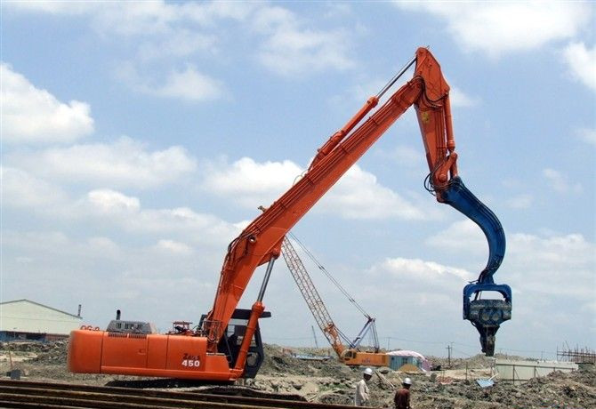 挖掘機打樁臂、打樁臂、打樁錘、挖掘機打樁臂廠家